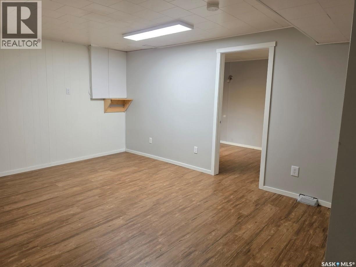 225 Semple Street, Outlook, Saskatchewan  S0L 2N0 - Photo 20 - SK009991