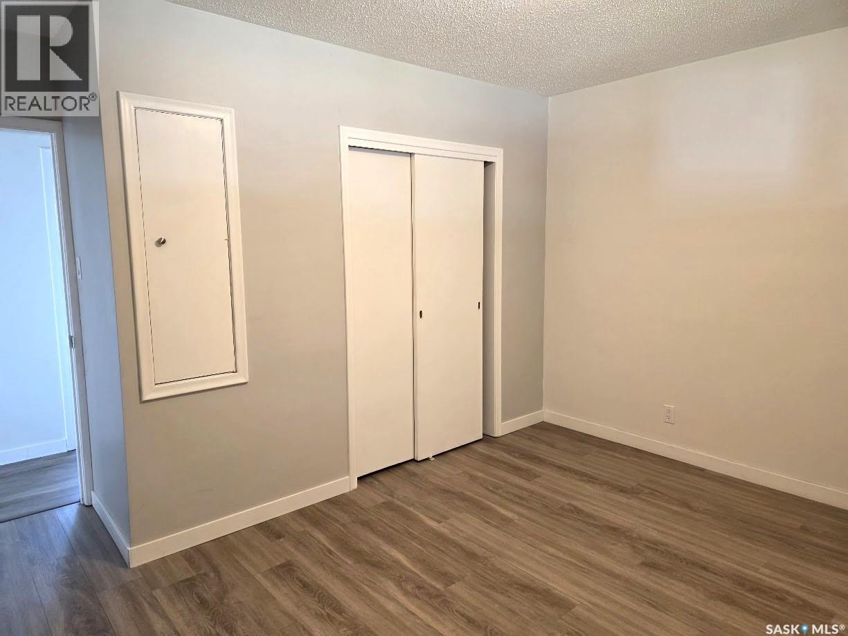 225 Semple Street, Outlook, Saskatchewan  S0L 2N0 - Photo 12 - SK009991