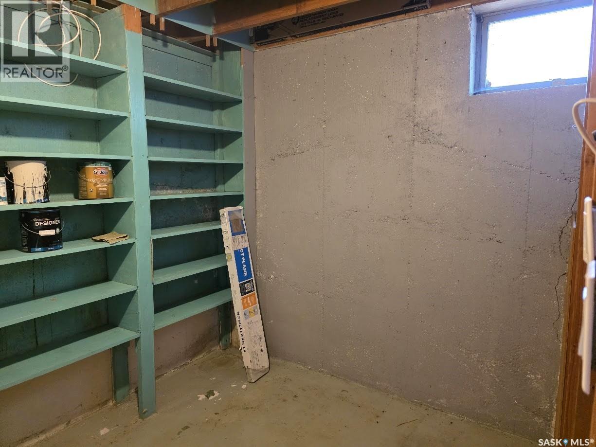 225 Semple Street, Outlook, Saskatchewan  S0L 2N0 - Photo 23 - SK009991