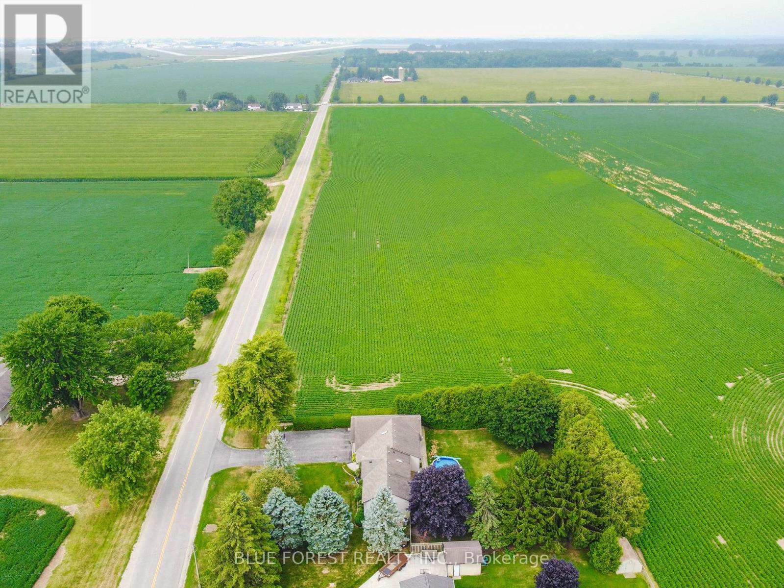16916 Evelyn Drive, Thames Centre, Ontario  N0M 2P0 - Photo 48 - X12331336