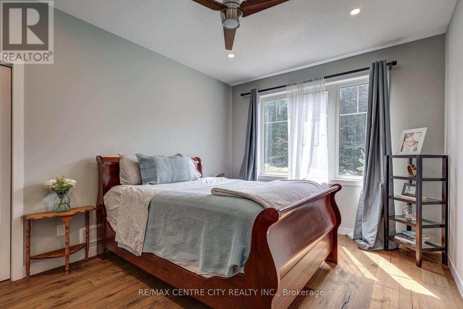 4799 Sunset Road, Central Elgin, Ontario  N5L 1J1 - Photo 11 - X12331357