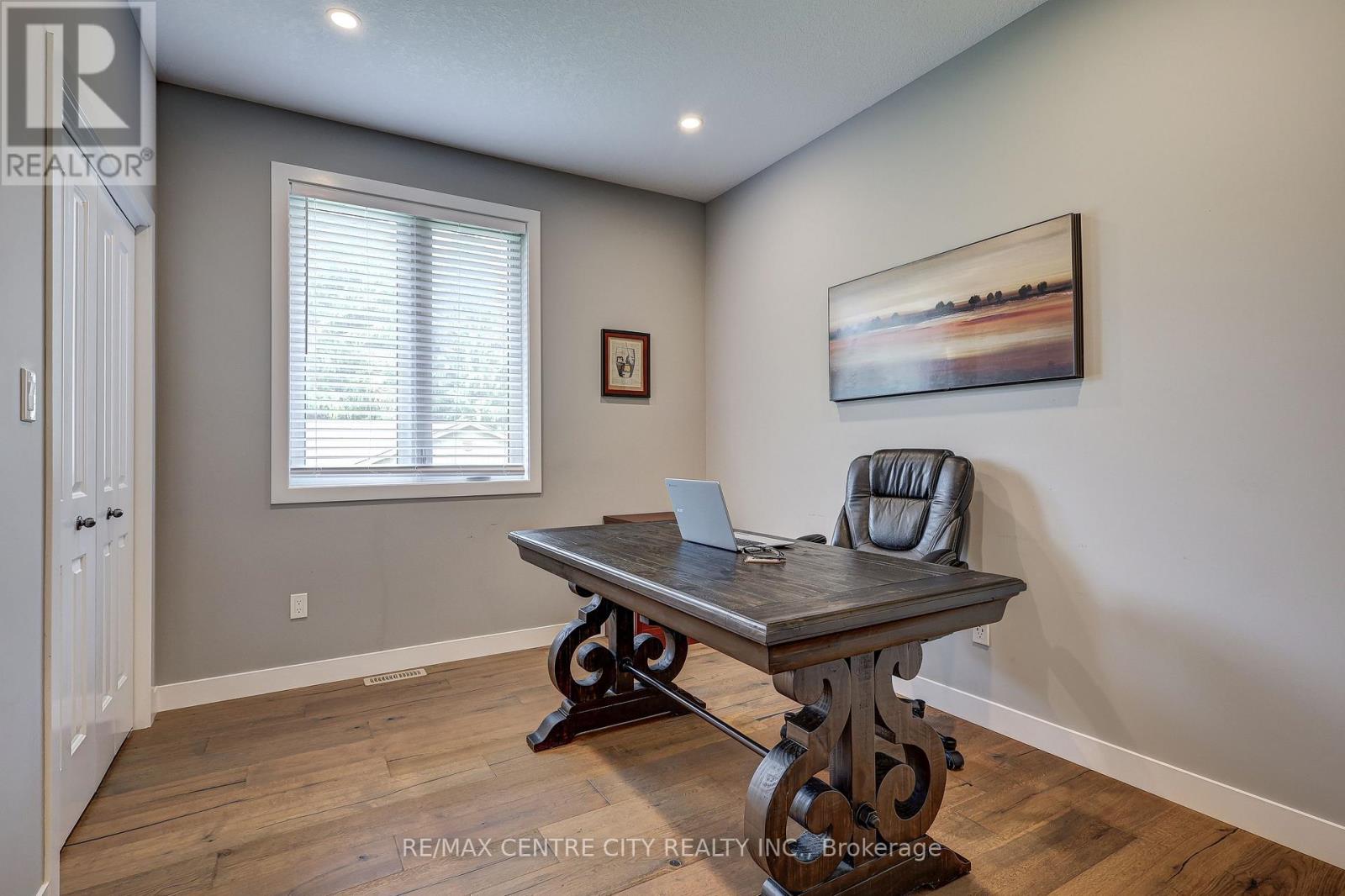 4799 Sunset Road, Central Elgin, Ontario  N5L 1J1 - Photo 12 - X12331357