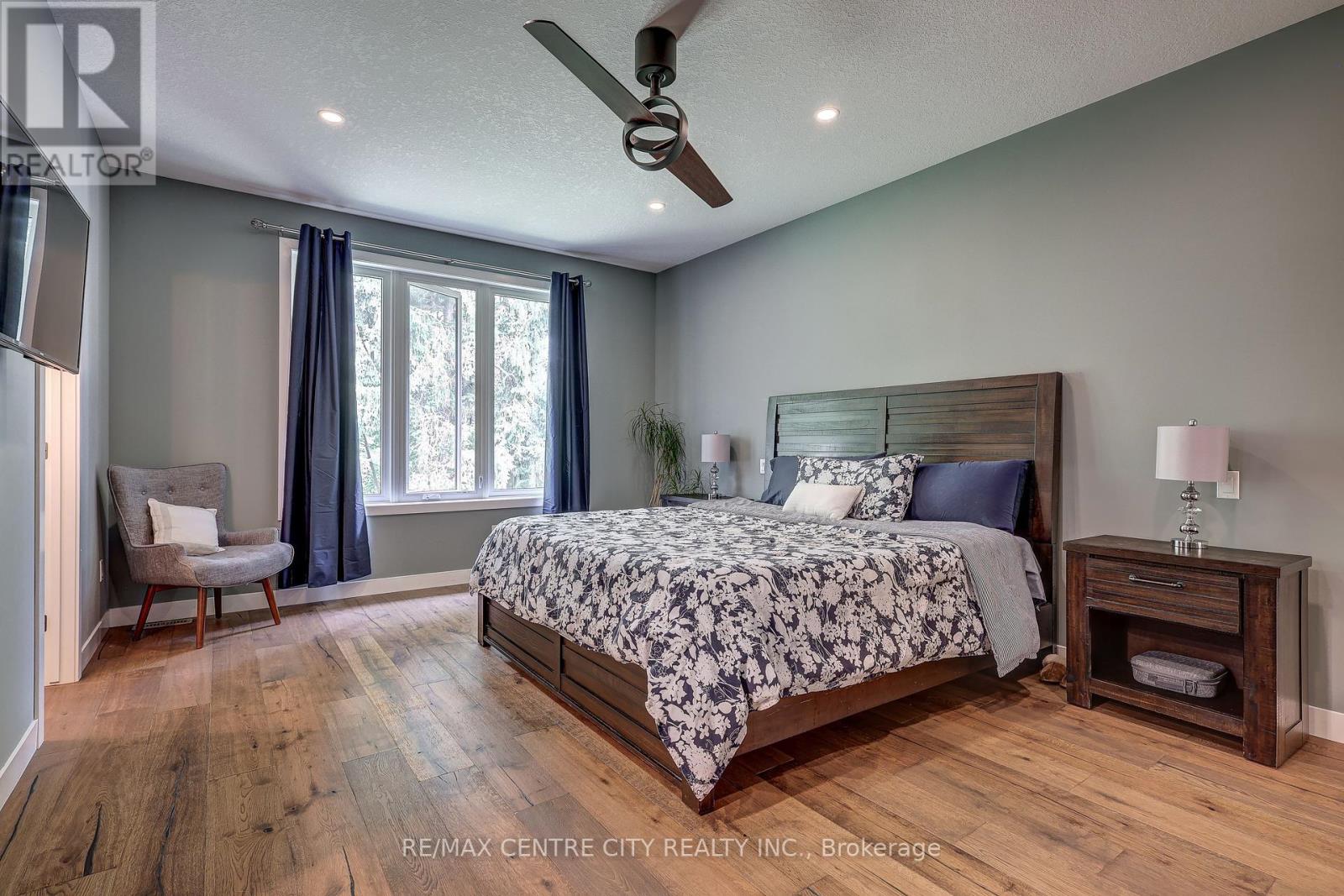 4799 Sunset Road, Central Elgin, Ontario  N5L 1J1 - Photo 13 - X12331357