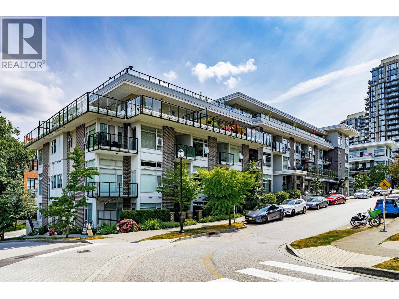 102 28 E Royal Avenue, New Westminster, British Columbia  V3L 0B7 - Photo 2 - R3034381