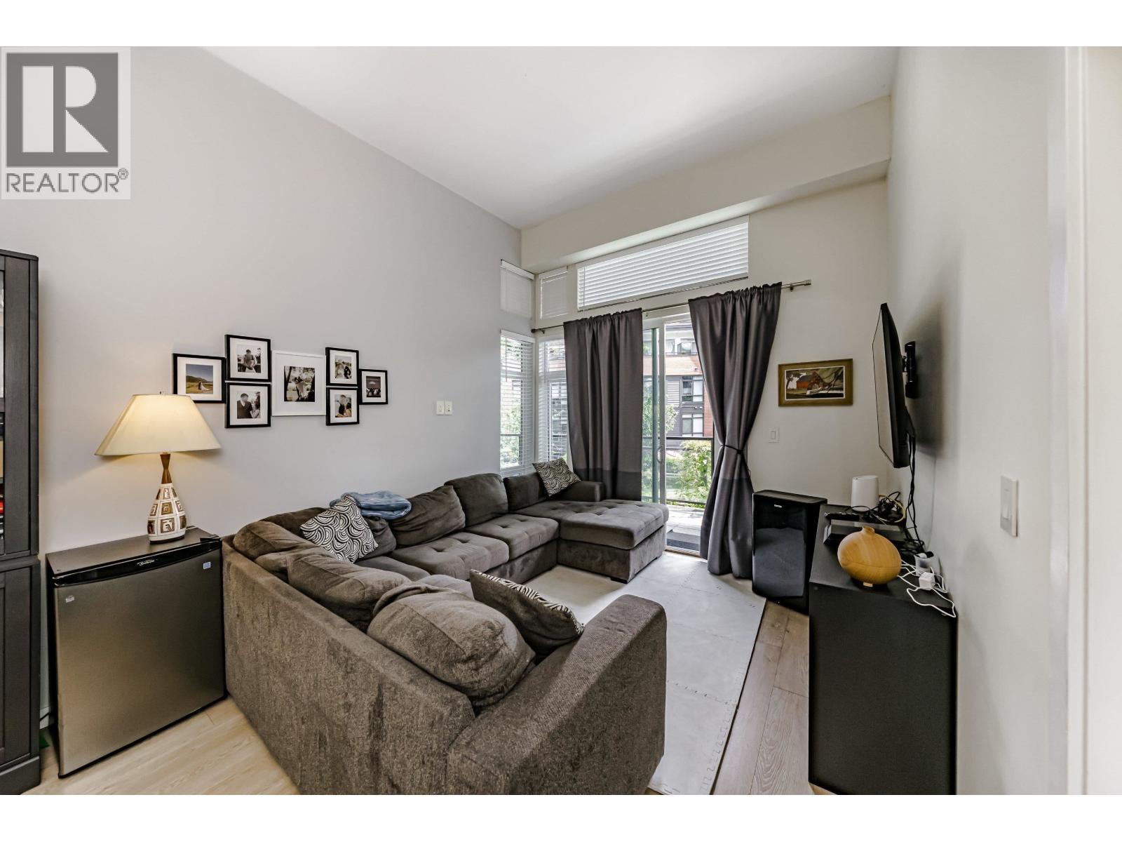 102 28 E Royal Avenue, New Westminster, British Columbia  V3L 0B7 - Photo 9 - R3034381