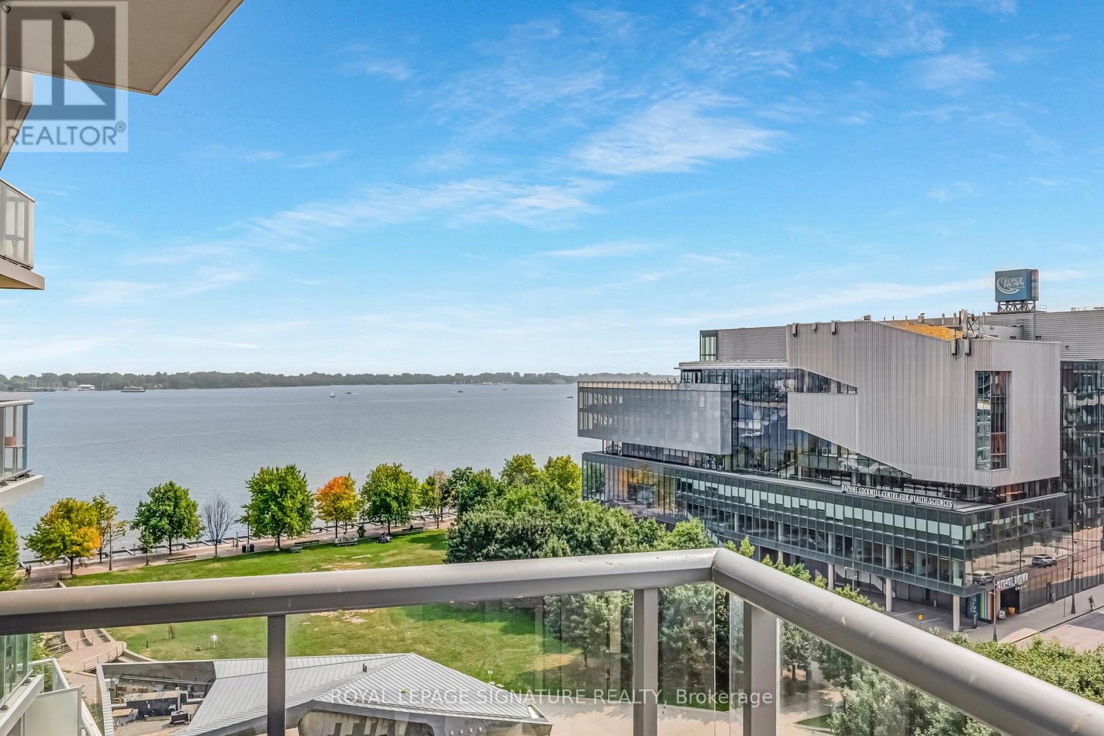 942 - 15 Merchants' Wharf, Toronto, Ontario M5A 0N8 - Photo 1 - C12331211