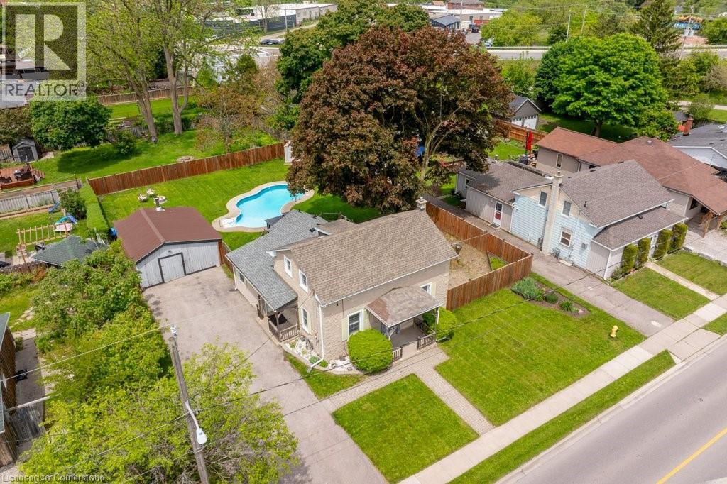 Property at 68 SAMUELSON Street image 3