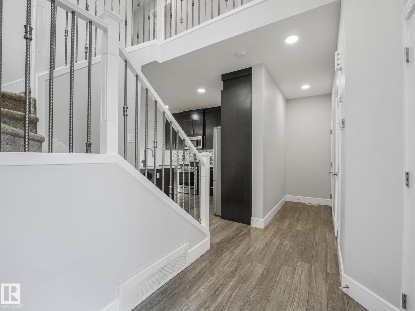 1637 25 St Nw, Edmonton, Alberta  T6T 2H6 - Photo 3 - E4451742