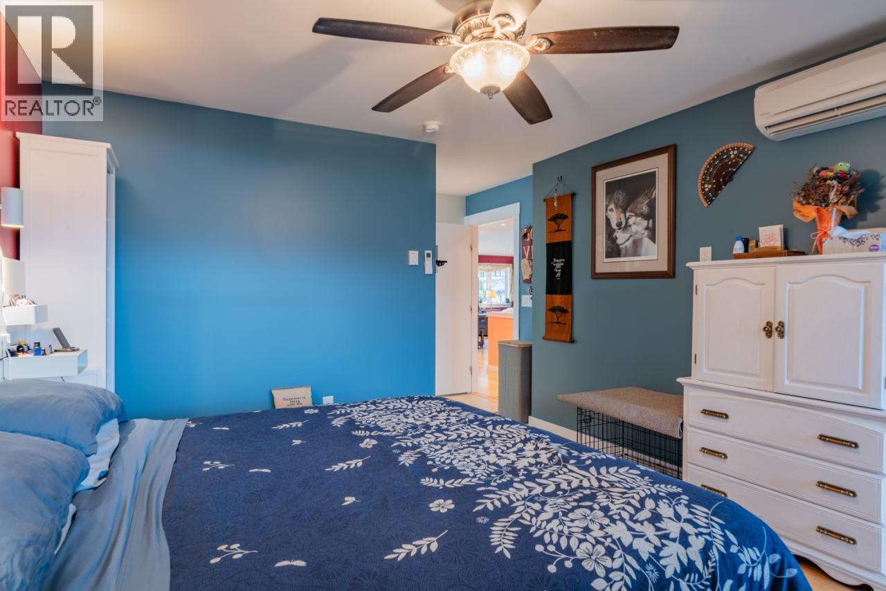 Property at 7150 DEVITO Drive image 5