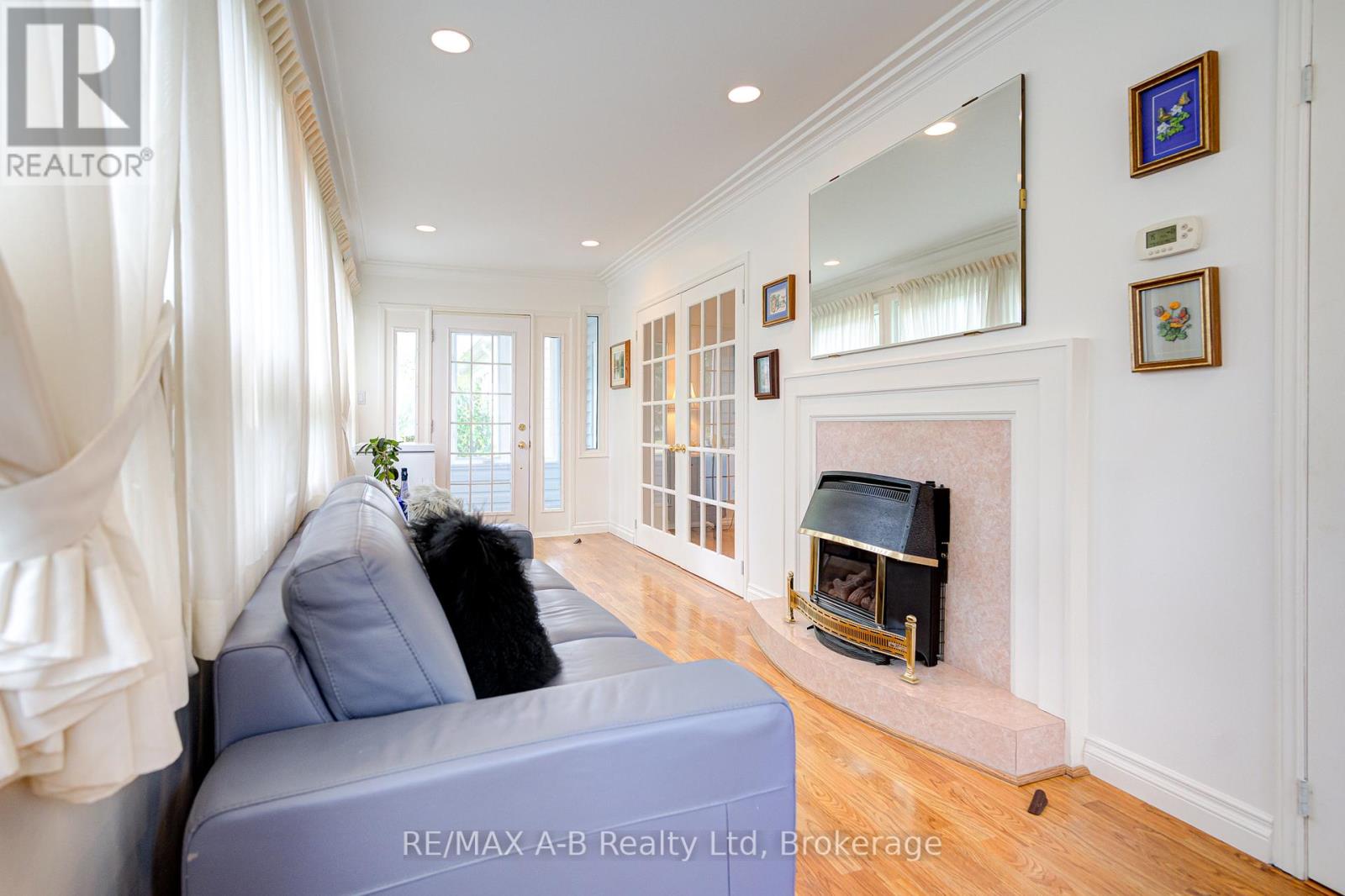 58 Normandy Drive, Stratford, Ontario  N5A 6A5 - Photo 11 - X12331363