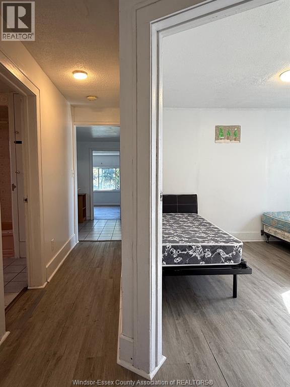 966 Bruce Avenue, Windsor, Ontario  N9A 4X7 - Photo 6 - 25020032
