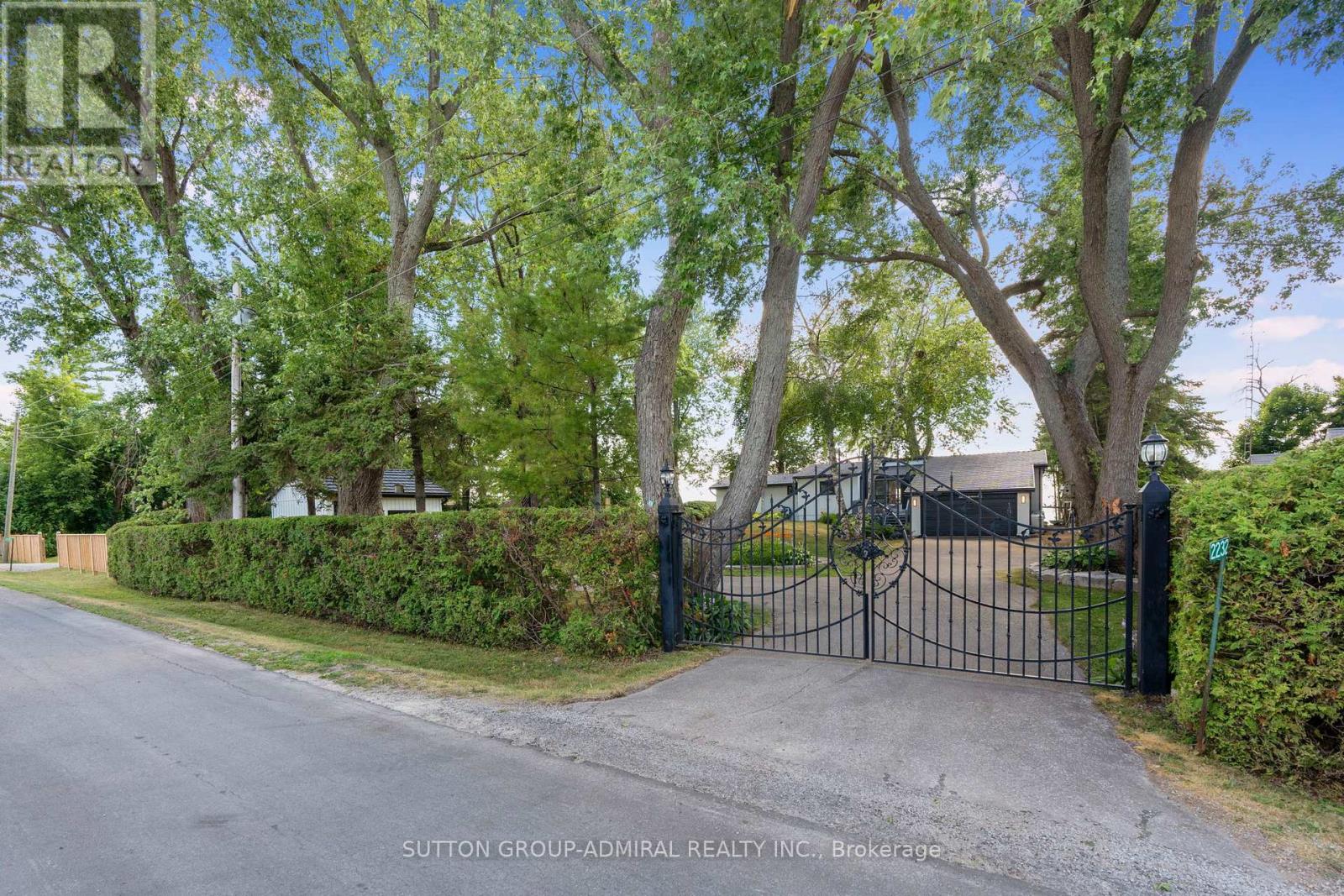 2232 Lakeshore Drive, Ramara, Ontario  L0K 1B0 - Photo 7 - S12331246