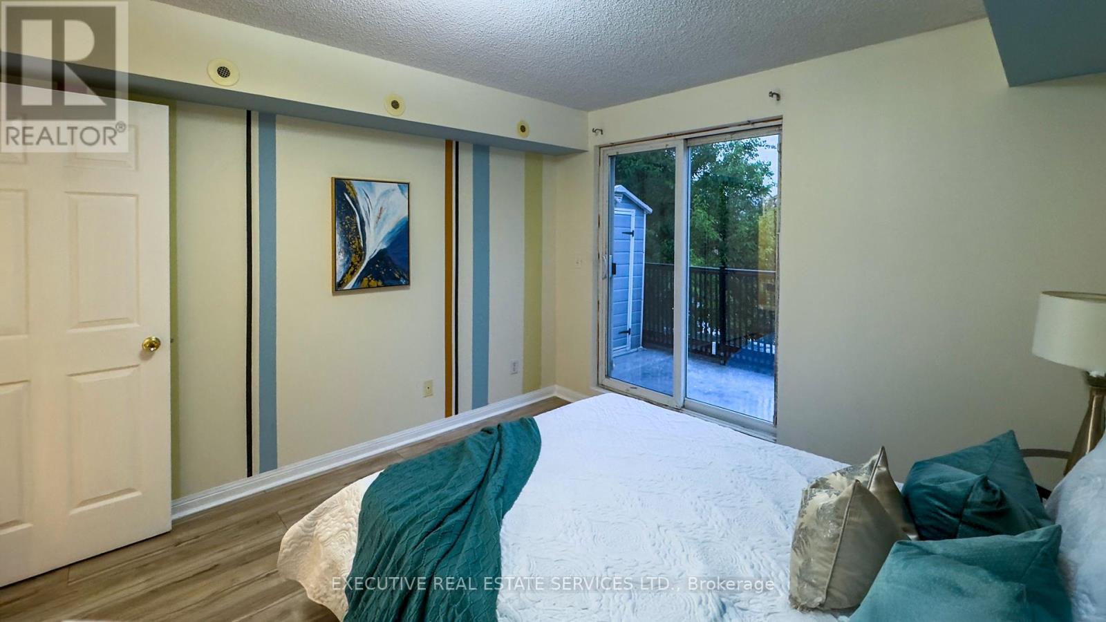 2101 - 3045 Finch Avenue W, Toronto, Ontario  M9M 0A5 - Photo 19 - W12331312