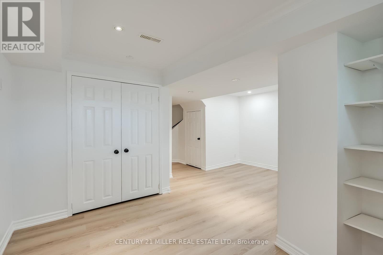 87 - 1240 Westview Terrace, Oakville, Ontario  L6M 3M4 - Photo 18 - W12331313