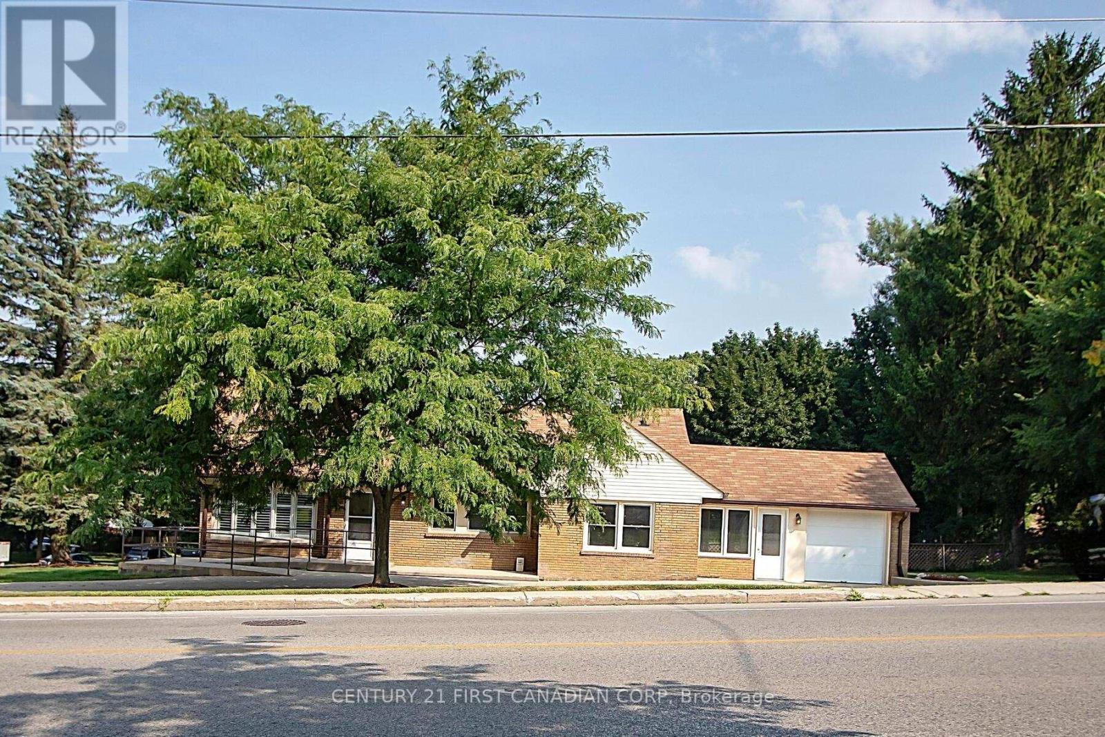 459 Riverside Drive, London North, Ontario  N5V 4Y8 - Photo 3 - X12331272