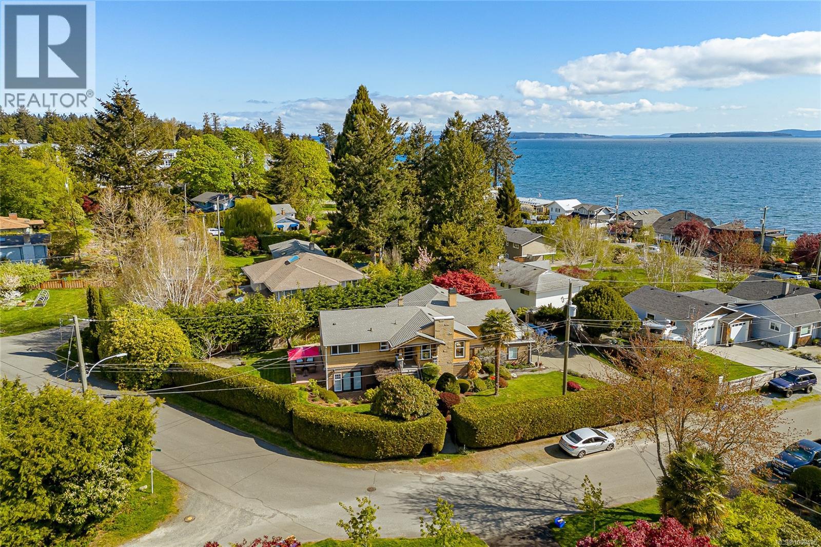 Property at 986 GLORIA Pl image 2