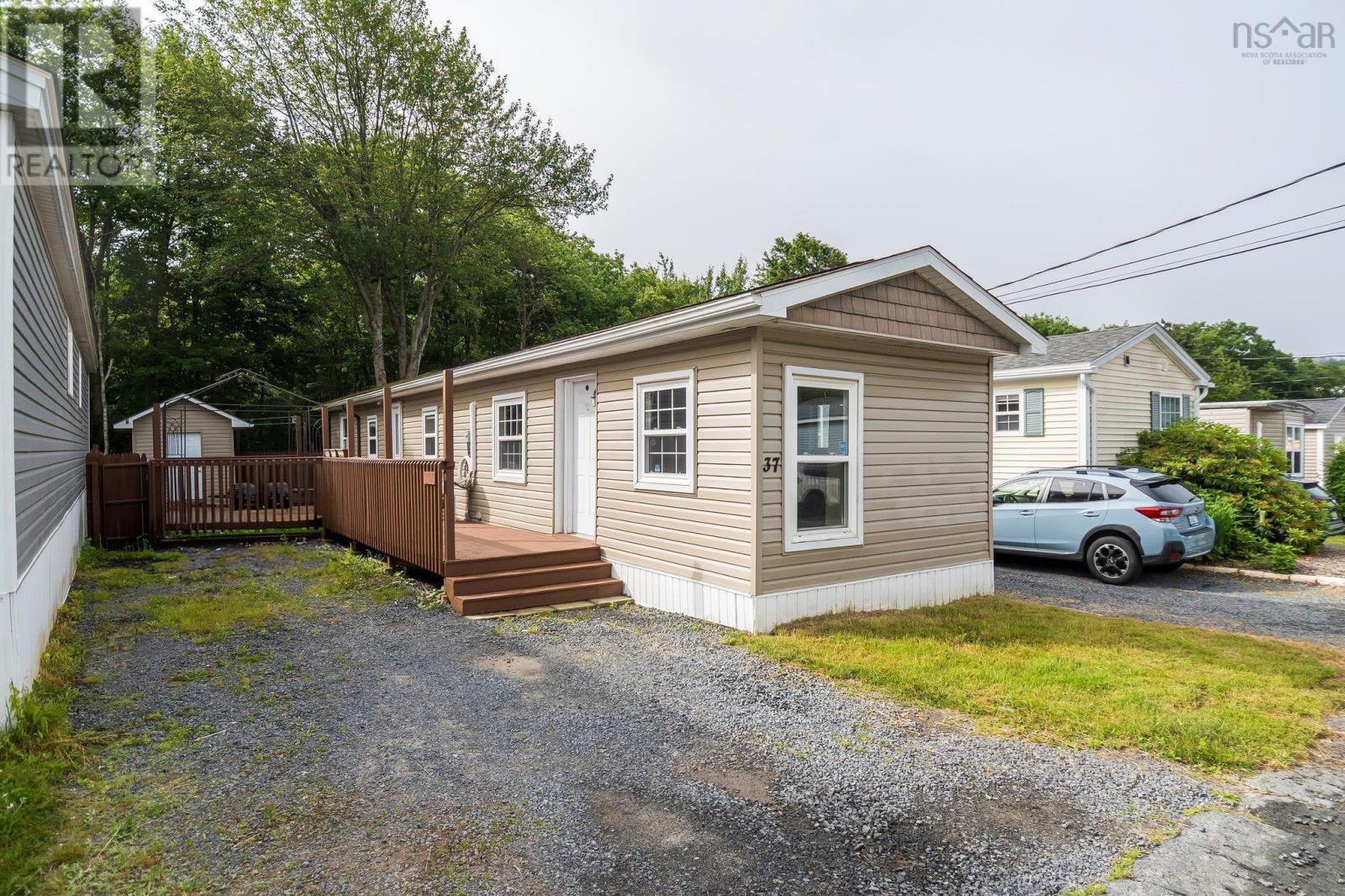 37 Bridget Avenue, Halifax, Nova Scotia  B3R 1H8 - Photo 23 - 202517120