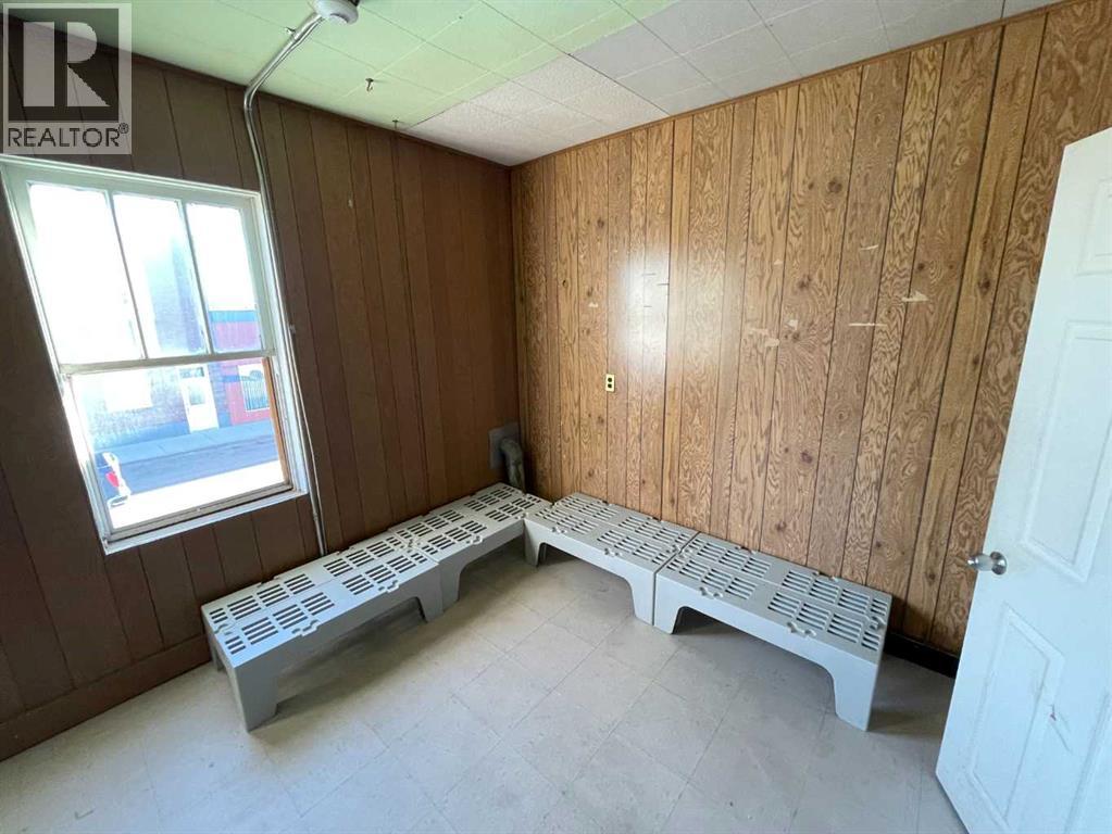 131 2 Street W, Brooks, Alberta  T1R 1C5 - Photo 8 - A2246629