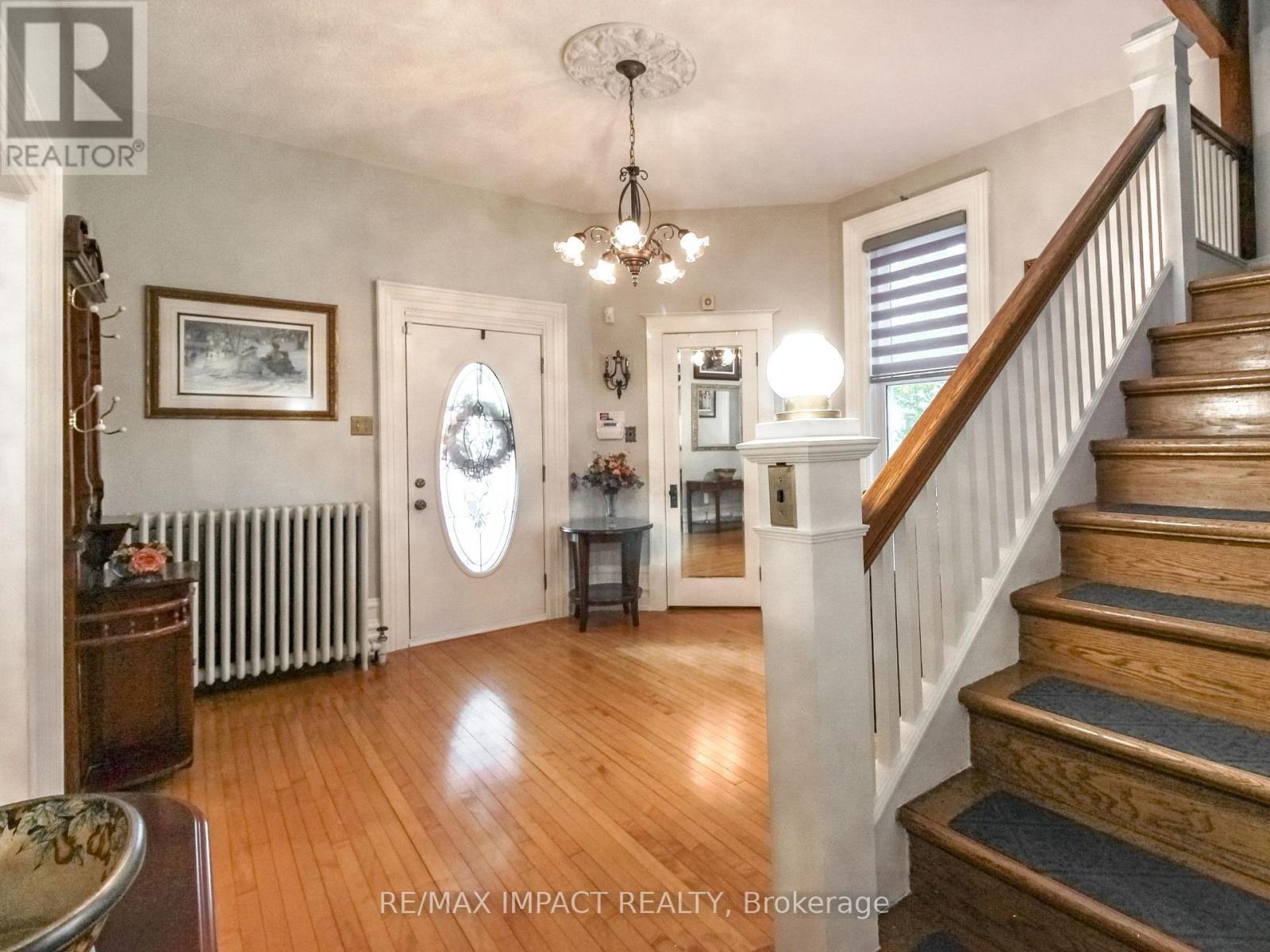 33 Division Street, Cramahe (Colborne), Ontario  K0K 1S0 - Photo 10 - X12331426