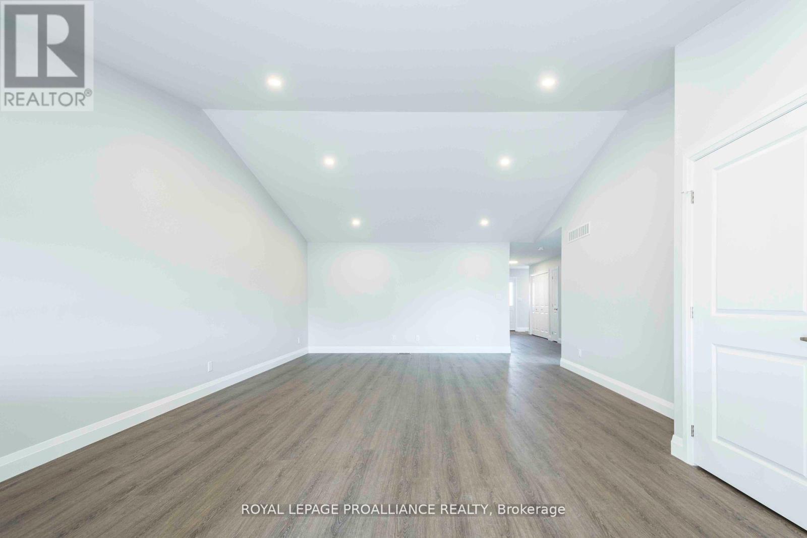 16 Clayton John Avenue, Brighton, Ontario  K0K 1H0 - Photo 5 - X12331511