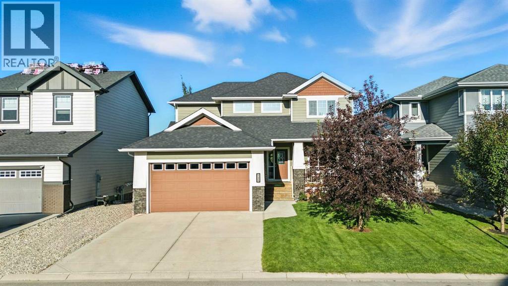 Property at 149 Wildrose Crescent image 3