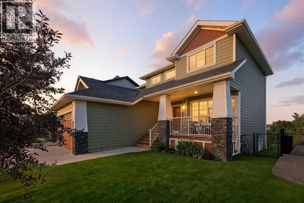 Property at 149 Wildrose Crescent image 1