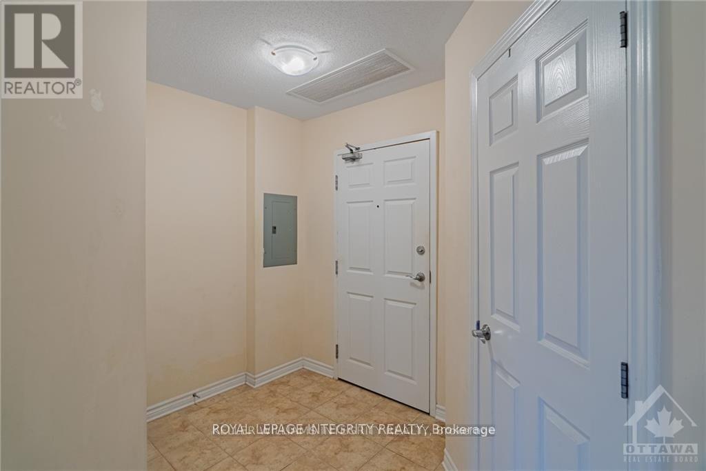 103 - 160 Guelph Private, Ottawa, Ontario  K2T 0C3 - Photo 5 - X12331455