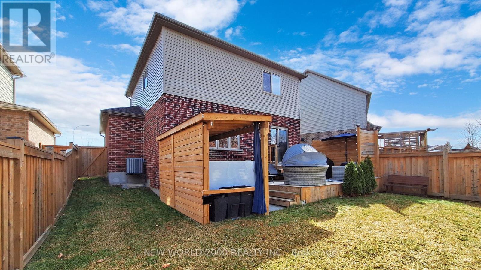 20 Carleton Trail, New Tecumseth, Ontario  L0G 1A0 - Photo 33 - N12331380