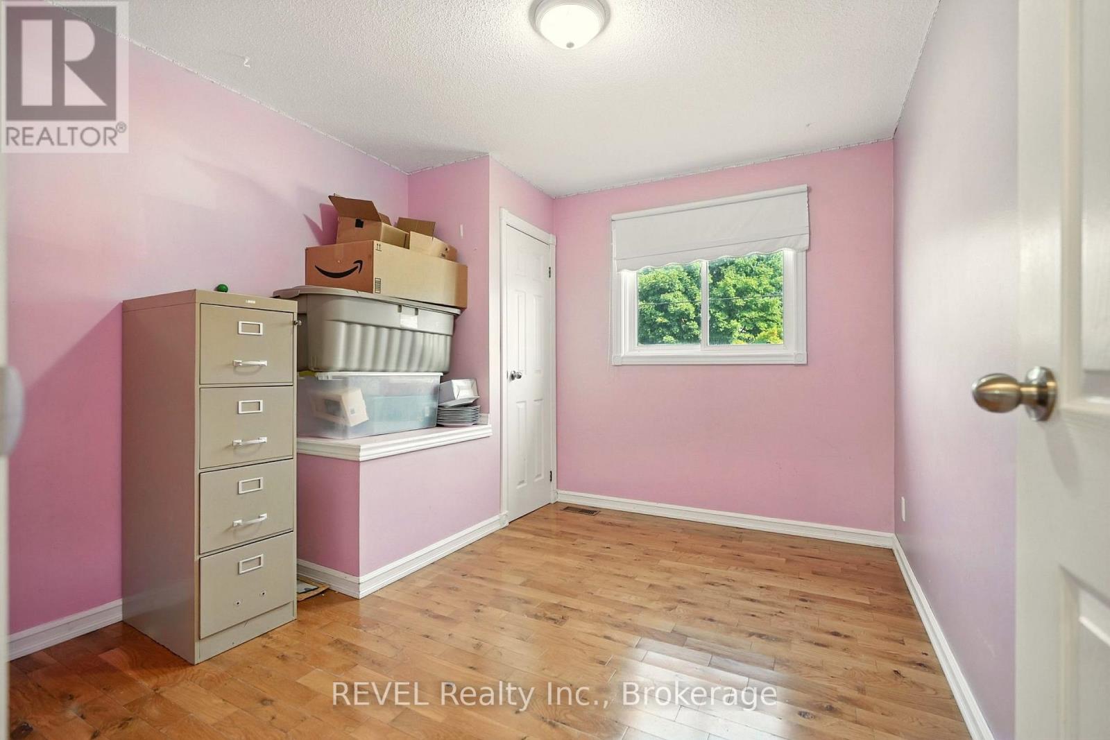 77 Bay Street, Tay, Ontario  L0K 2A0 - Photo 25 - S12331522