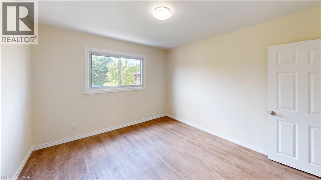 416 Lancaster Street W, Kitchener, Ontario  N2H 4V9 - Photo 6 - 40758467