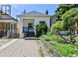 948 RUNNYMEDE ROAD, Toronto, Ontario