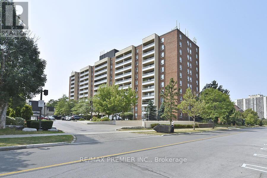 Property at 712 - 31 FOUR WINDS DRIVE image 1