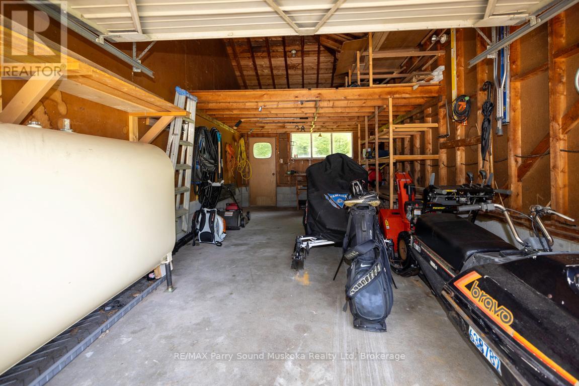 20 Sandy Plains Road, Seguin, Ontario  P2A 2W8 - Photo 45 - X12331471