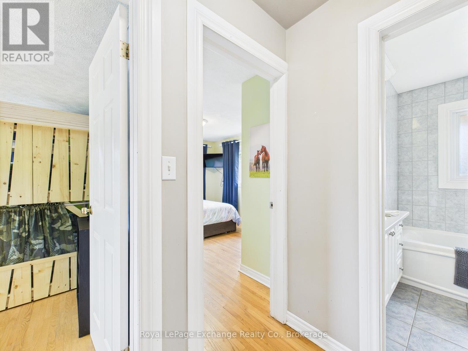 176 Diagonal Road, North Huron, Ontario  N0G 2W0 - Photo 17 - X12331519
