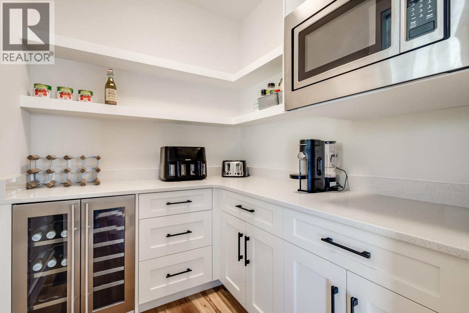 2834 Canyon Crest Drive West Kelowna Photo 8