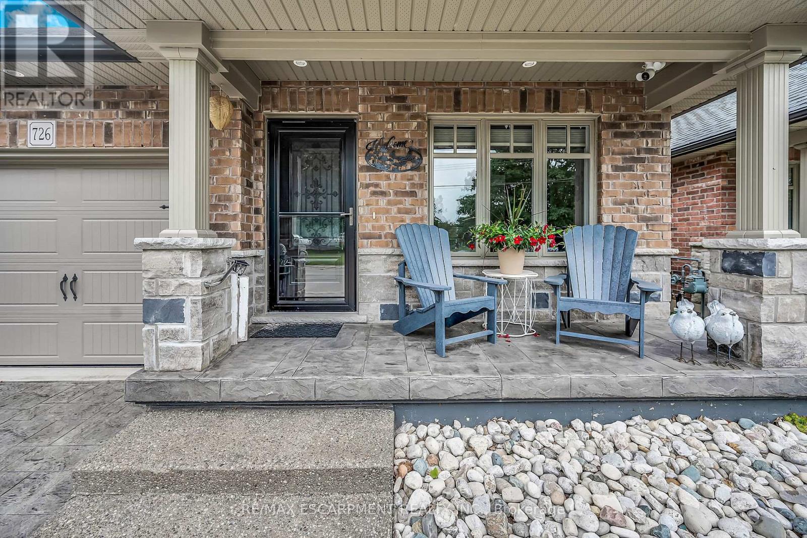 Property at 726 ST GEORGE STREET image 3