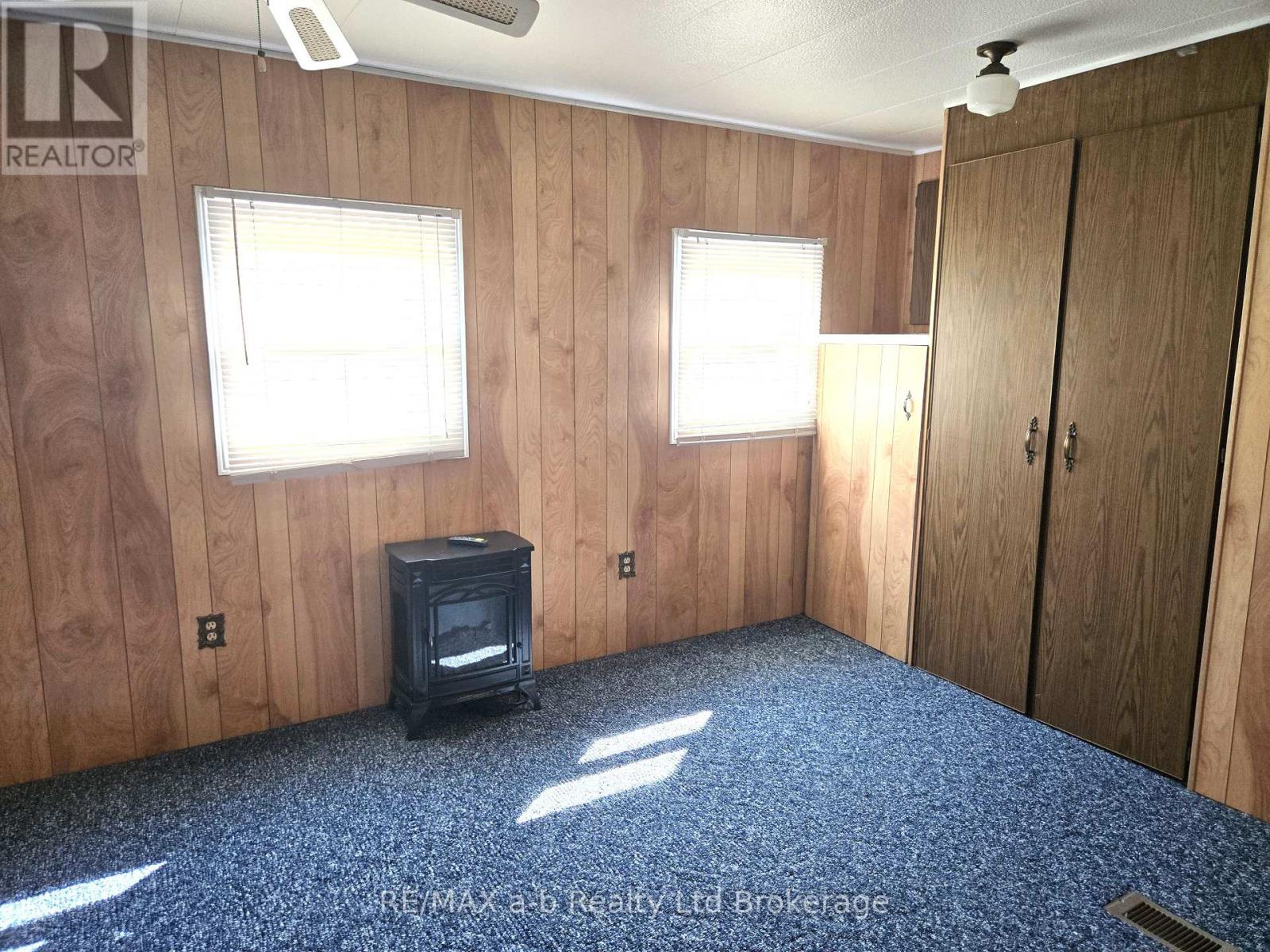 8 Third Street, Norfolk (Courtland), Ontario  N4B 2W6 - Photo 22 - X12331445