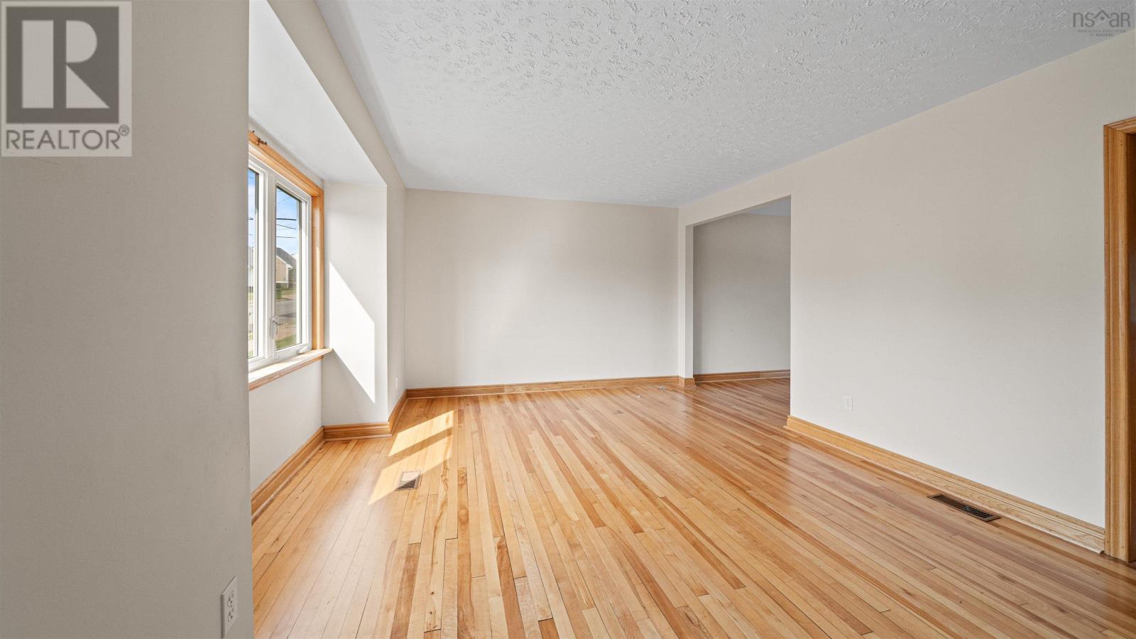 329 Victoria Avenue, New Glasgow, Nova Scotia  B2H 1W6 - Photo 6 - 202519952