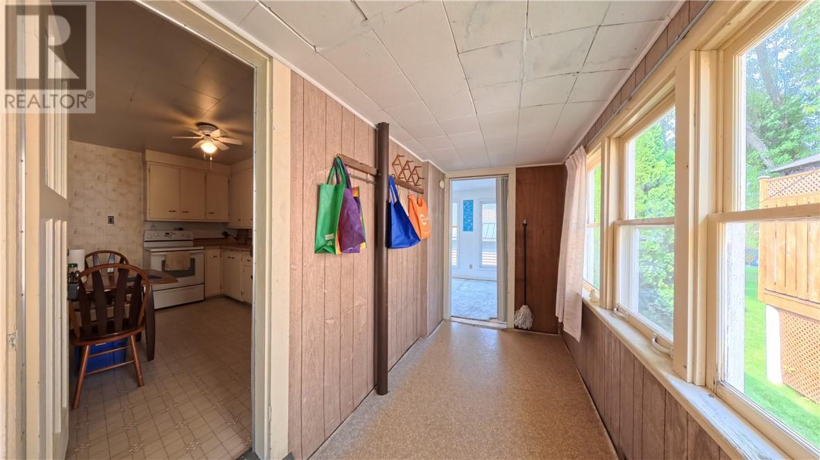 40 Robinson Street W, Little Current, Ontario  P0P 1K0 - Photo 22 - 2123825