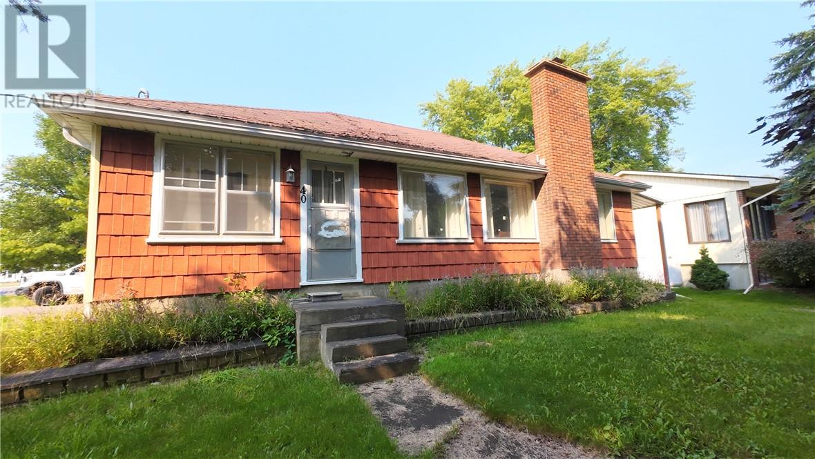 Property at 40 ROBINSON Street W image 2