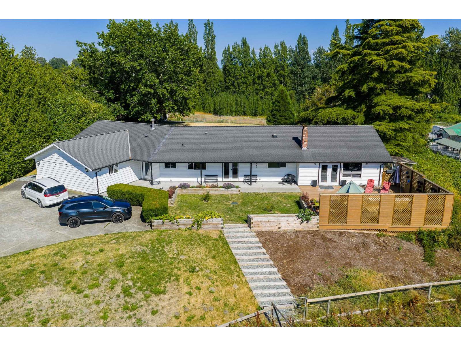 24862 16 Avenue, Langley, British Columbia  V4W 2R6 - Photo 2 - C8071198