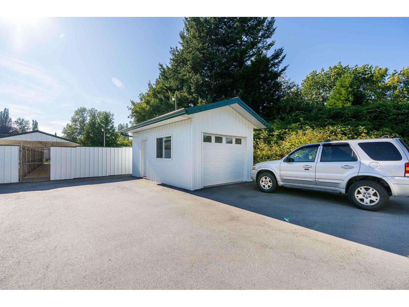 24862 16 Avenue, Langley, British Columbia  V4W 2R6 - Photo 27 - C8071198