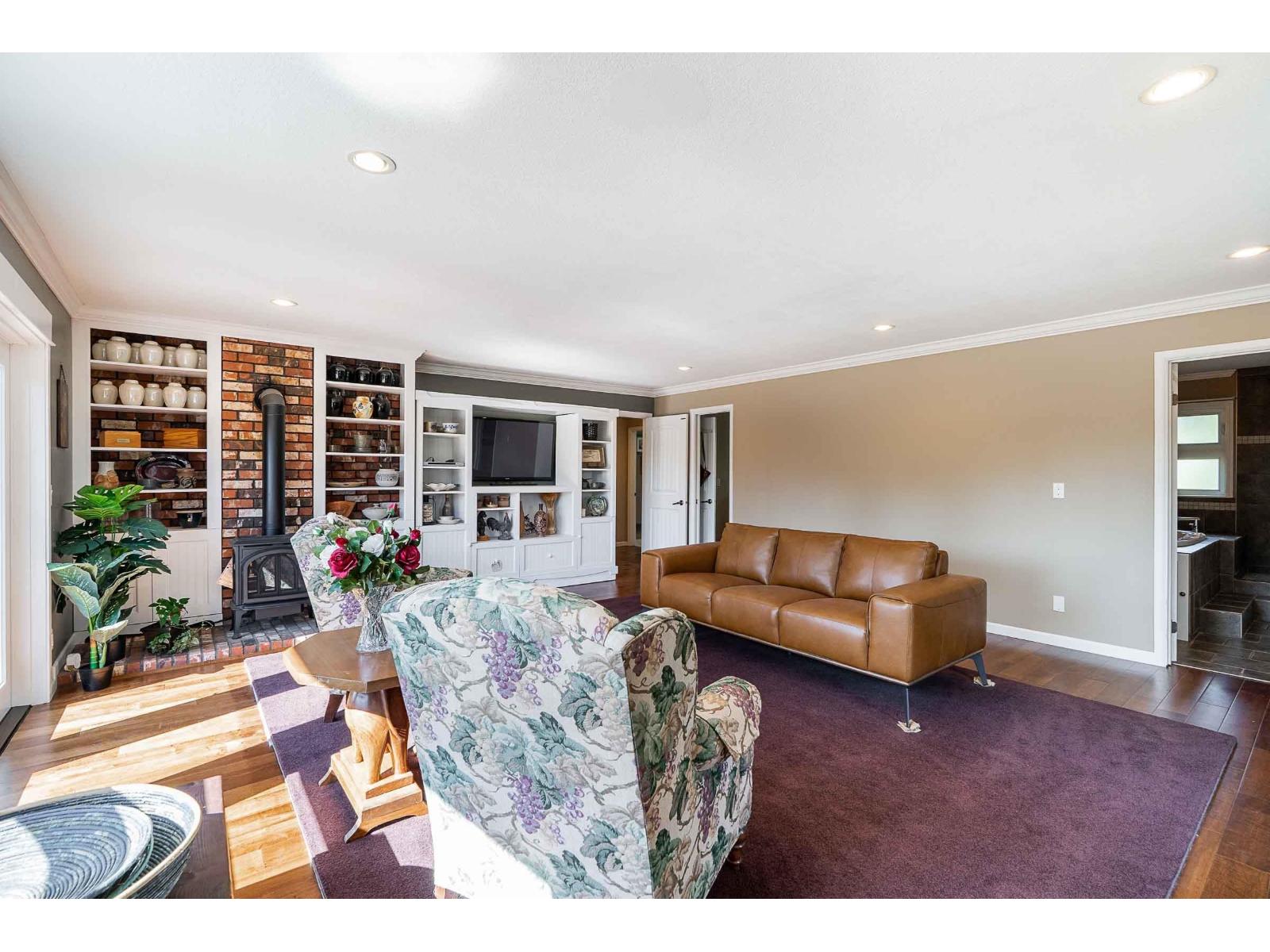 24862 16 Avenue, Langley, British Columbia  V4W 2R6 - Photo 12 - C8071198