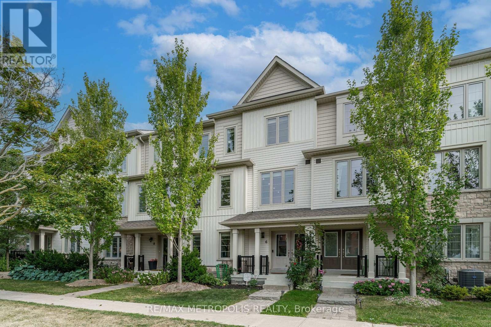 Property at 6 CORNERSIDE WAY image 2