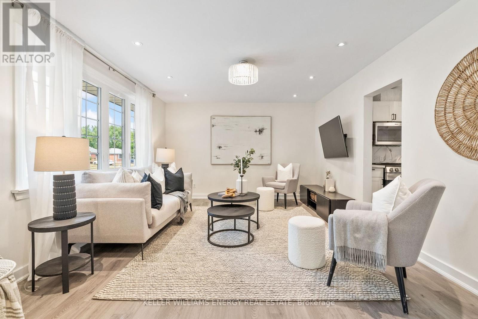 Property at 28 ADMIRAL ROAD image 4