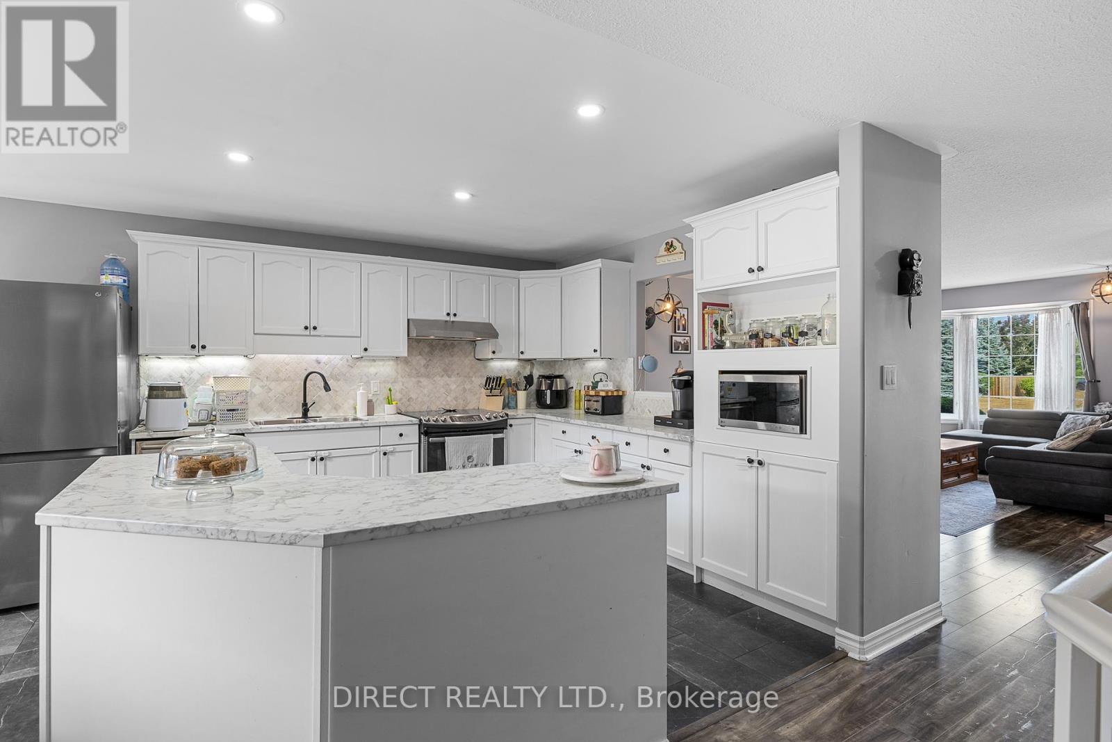 13 Finch Drive, Belleville, Ontario  K8P 5N4 - Photo 7 - X12331558