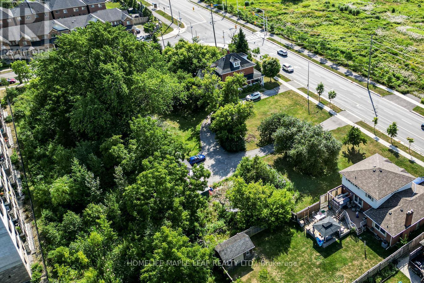 6830 Main Street W, Milton (Sc Scott), Ontario  L9T 7Z4 - Photo 2 - W12331408