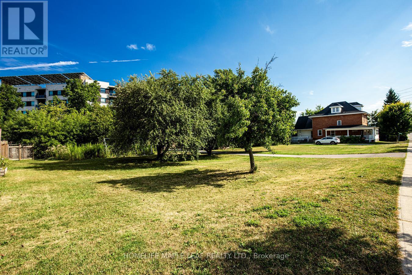 6830 Main Street W, Milton (Sc Scott), Ontario  L9T 7Z4 - Photo 7 - W12331408