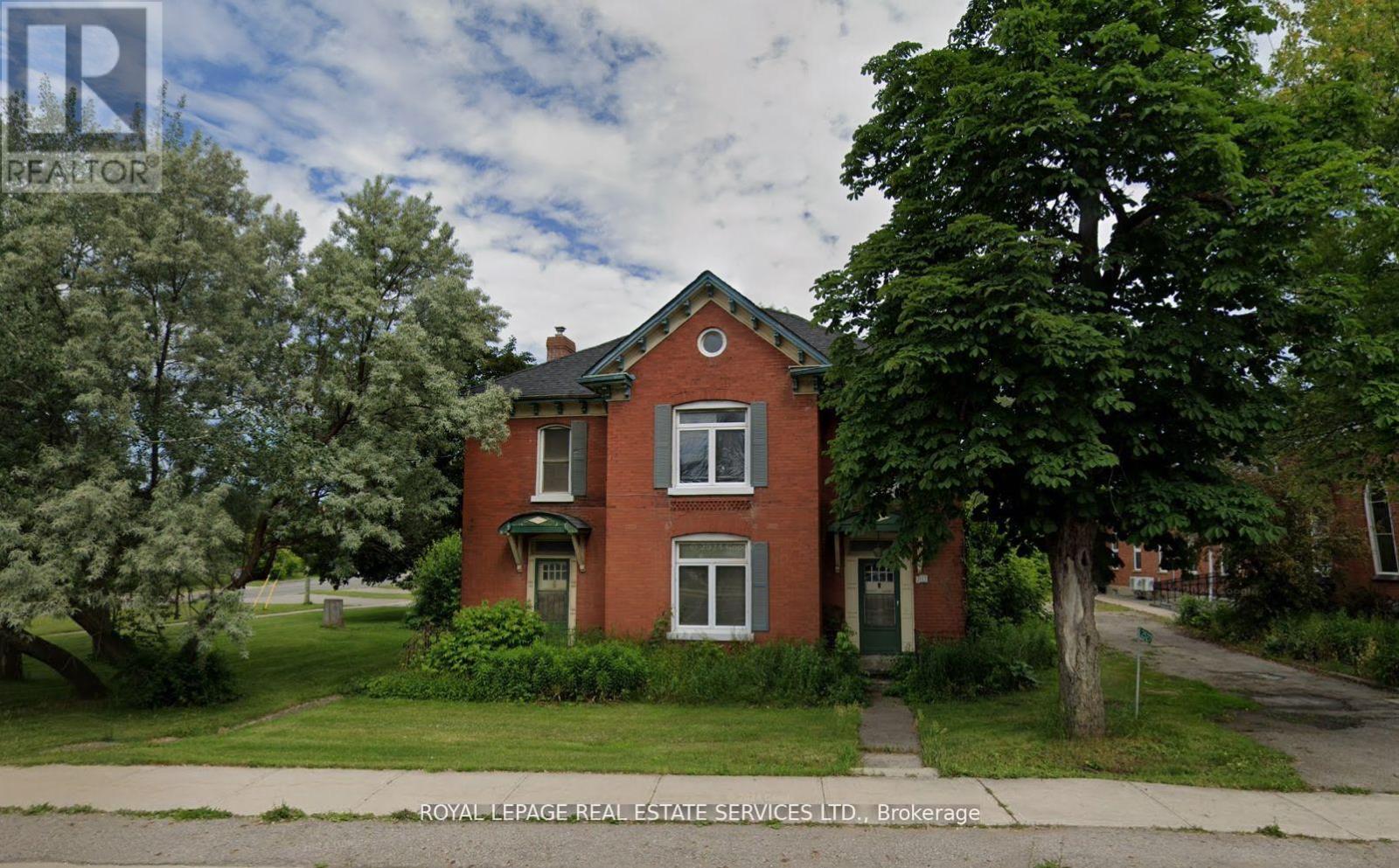 2527 DUNDAS STREET W, Oakville, Ontario