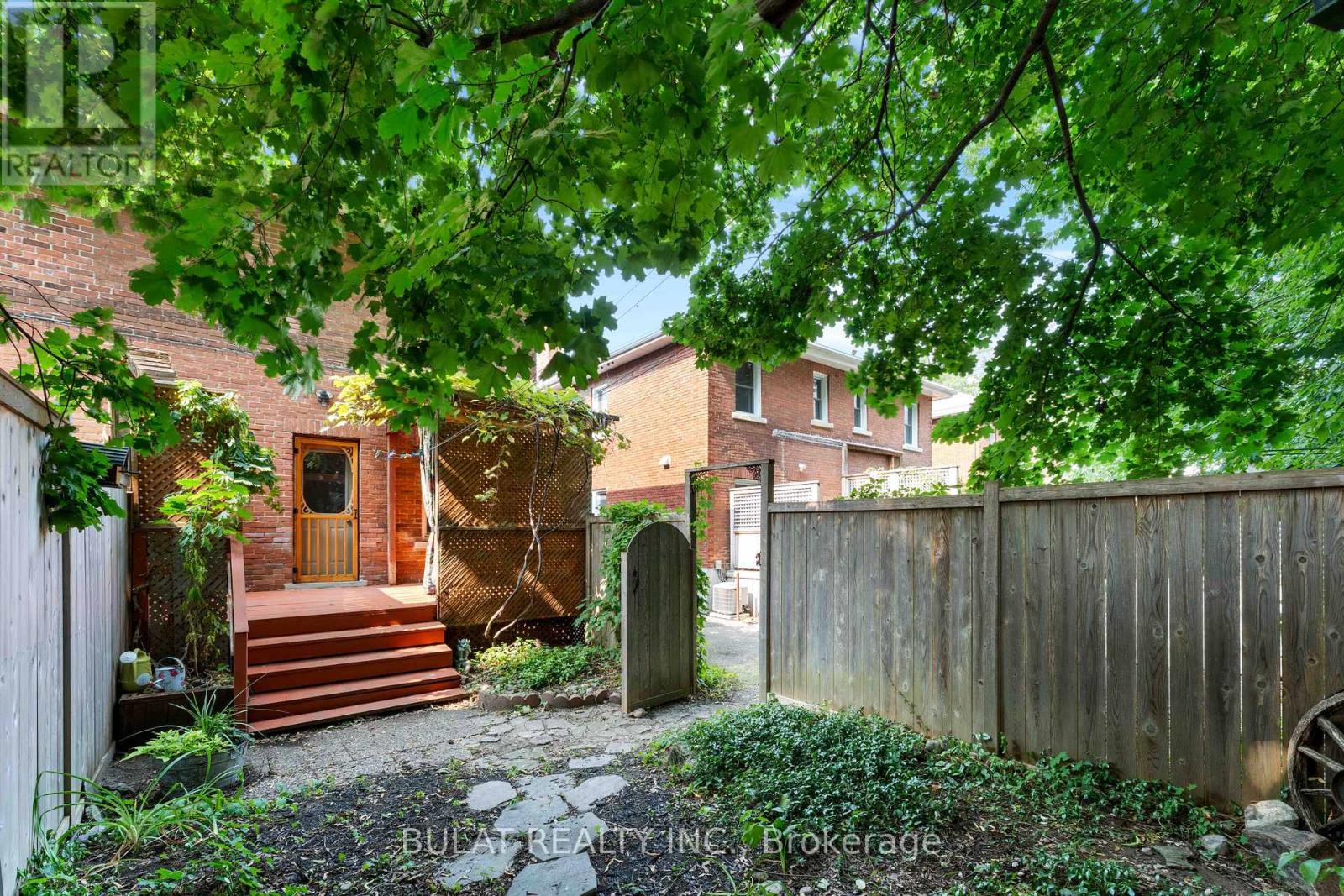 16 Foster Street, Ottawa, Ontario  K1Y 3J4 - Photo 28 - X12331570